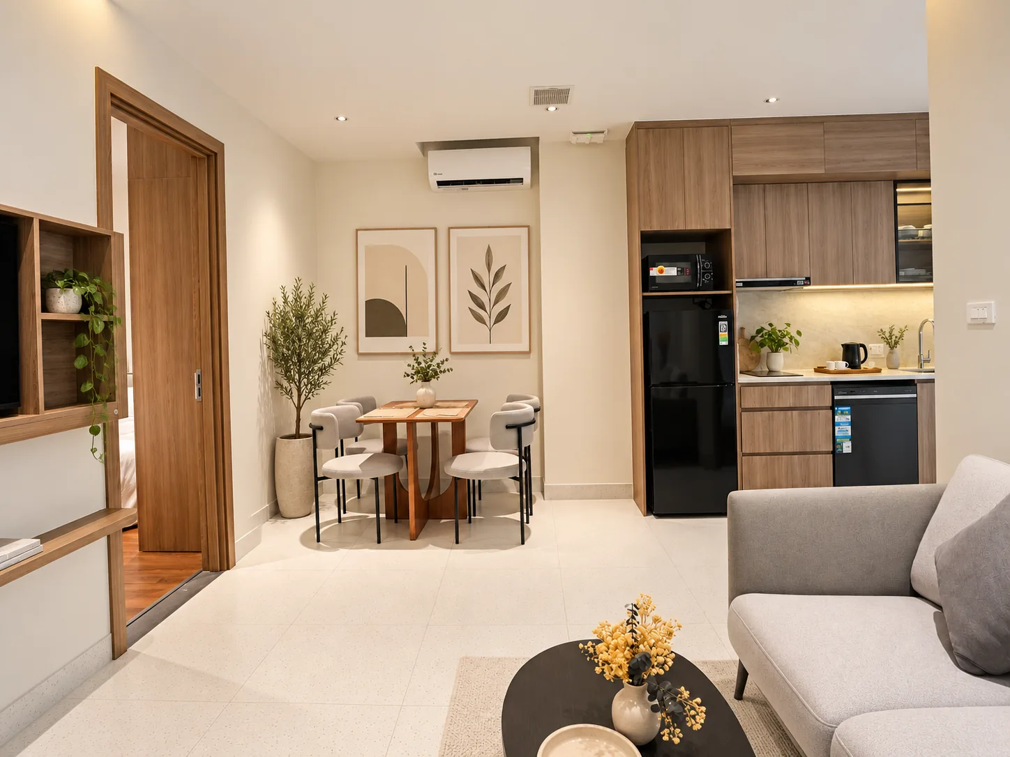 Suite 2 Beds City View